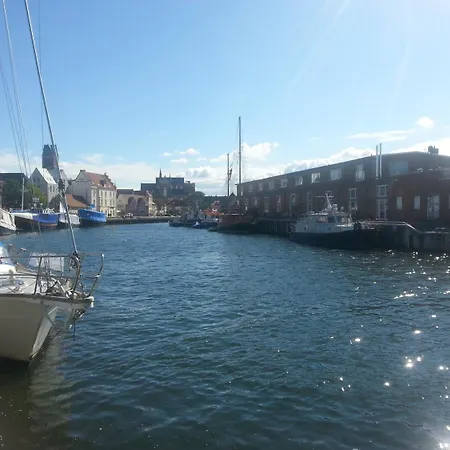 Am Wassertor Pensionat 3*