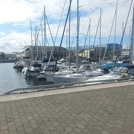 Πανσιόν Am Wassertor 3*