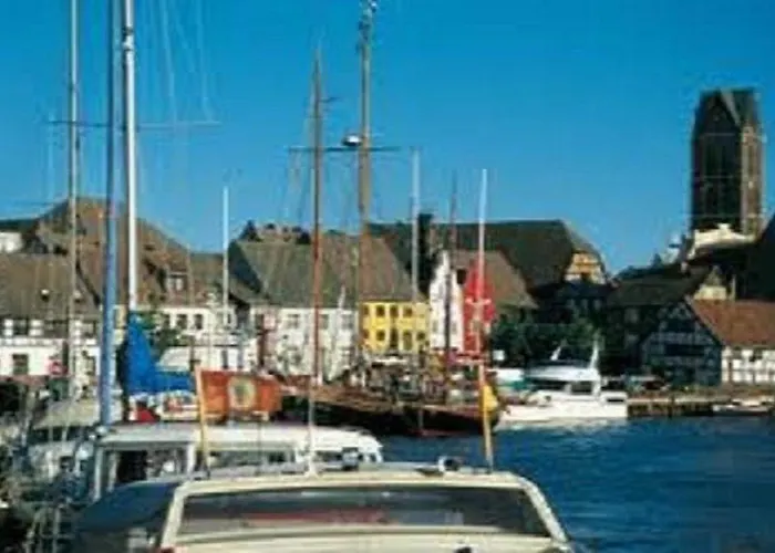 Am Wassertor 게스트하우스 3*